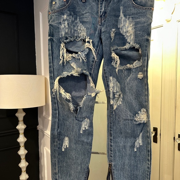 Women’s Distressed ONE Teaspoon Jeans - Picture 1 of 3